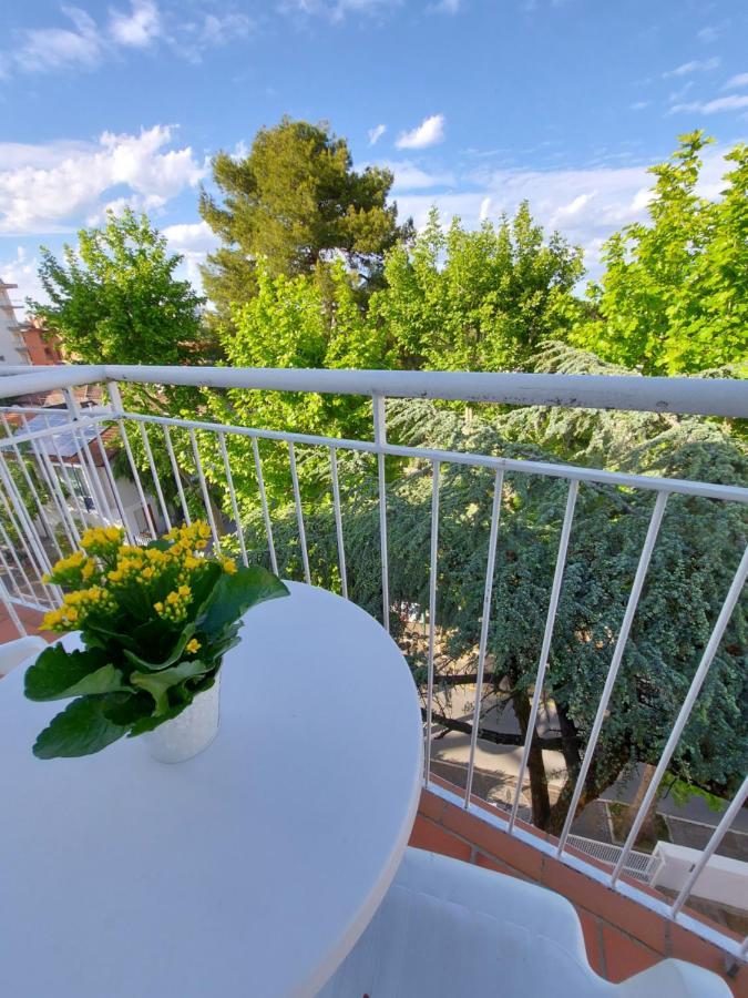 Hotel Senza Pensieri 리치오네 외부 사진